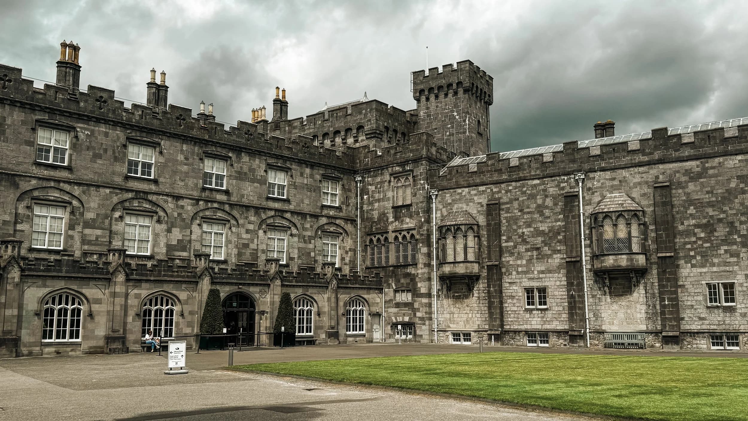 Kilkenny Castle on the River Nore